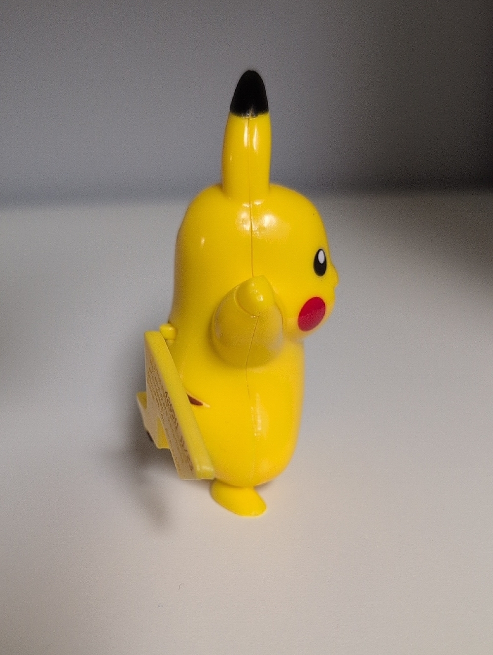 💜2/$20💜 Pokemon Pikachu 2013 Nintendo Light Up Figure, 3.5" - Picture 4 of 6